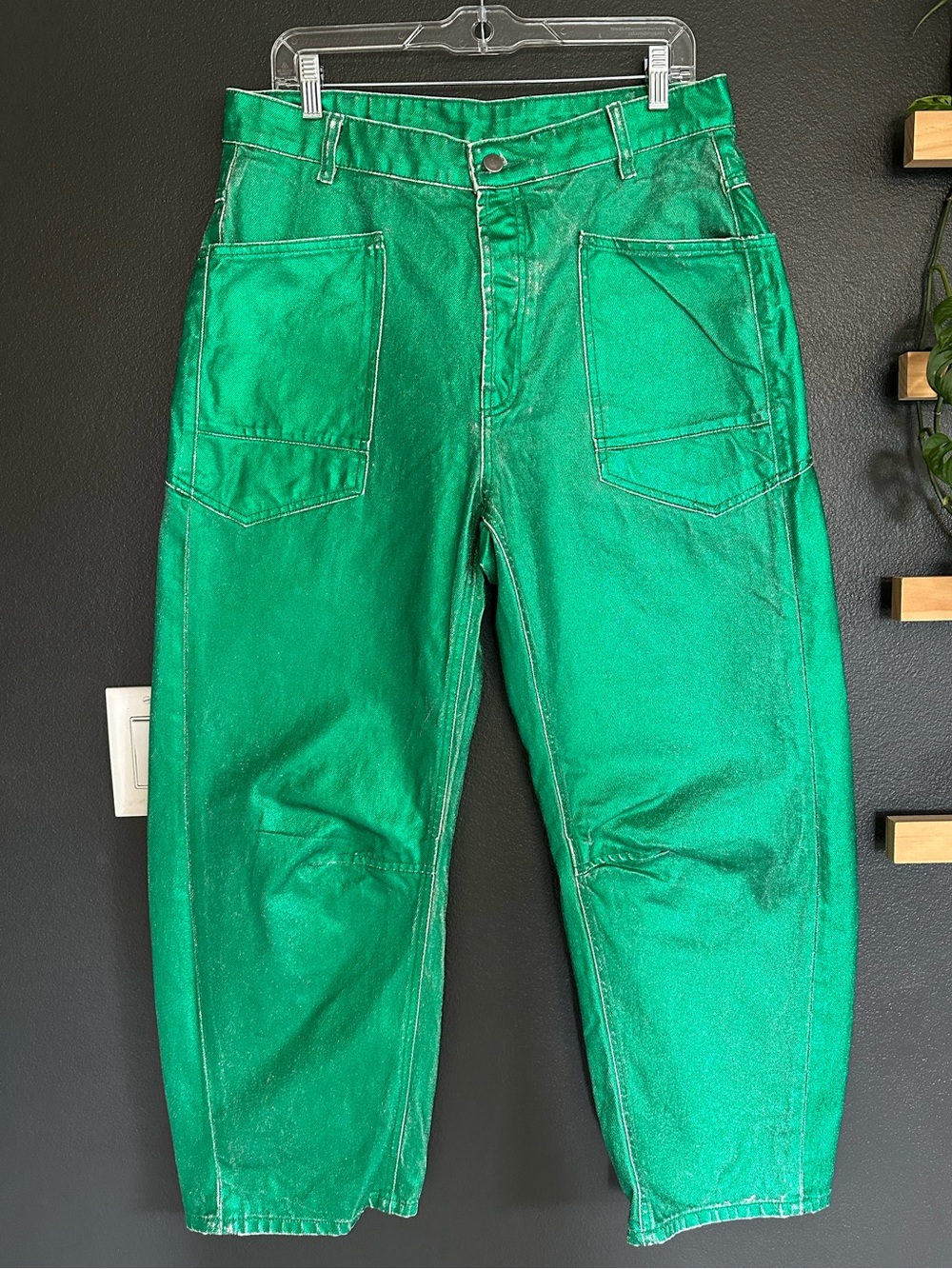 Free People Moxie Metallic Green Barrel Jeans Sample Factory Distressed NWOT 29
